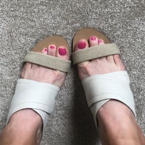 Rag & Bone beige wedges 4” heel